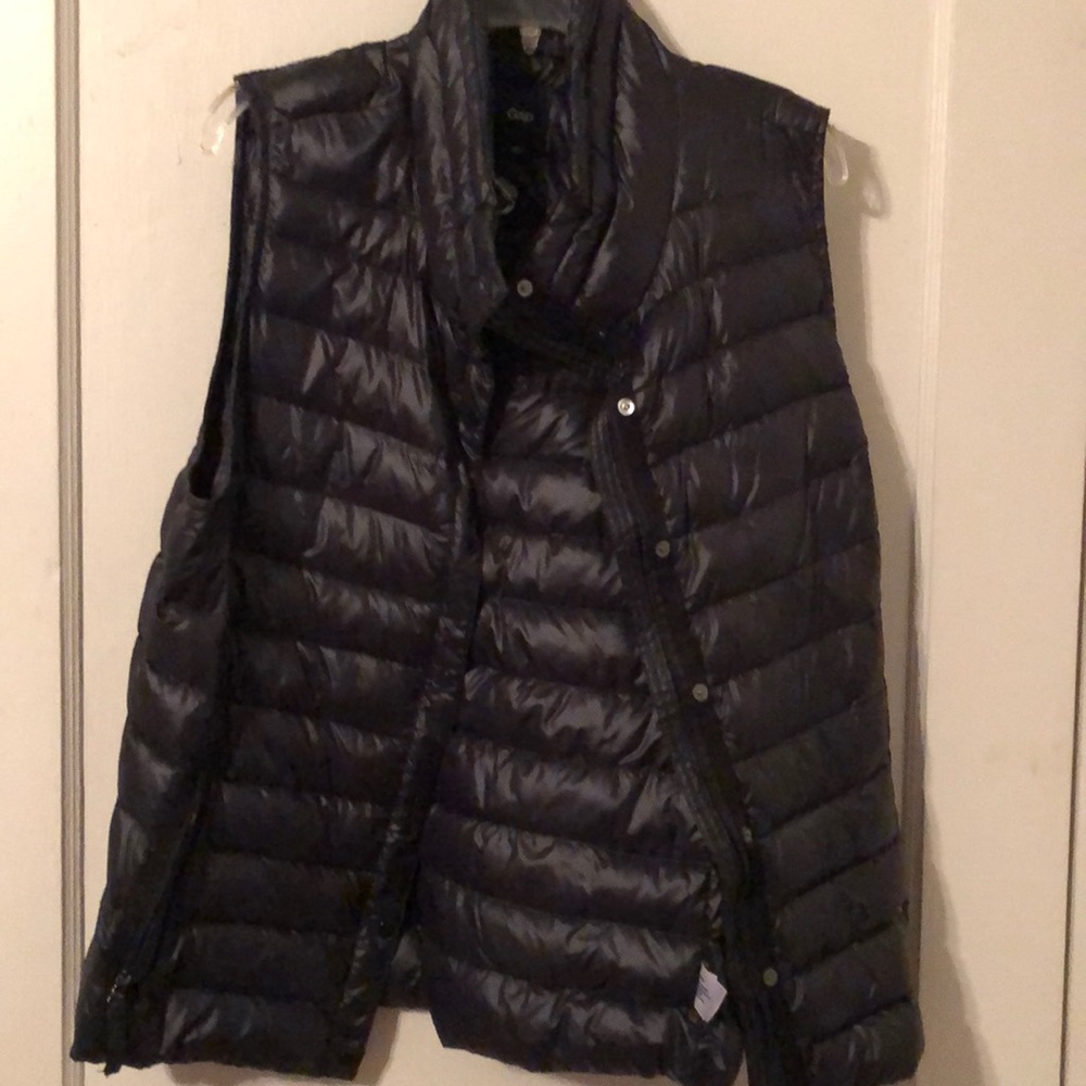 Gap Down feather vest